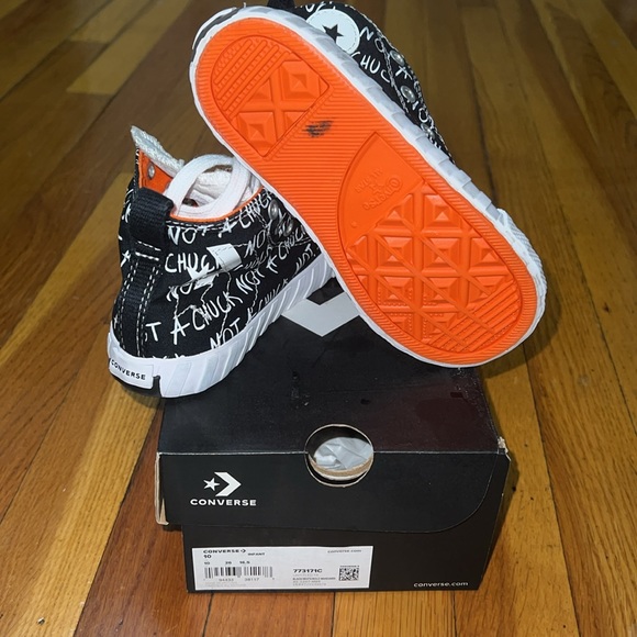 Converse UNT1TL3D Hi Kids size 10 - Picture 4 of 5